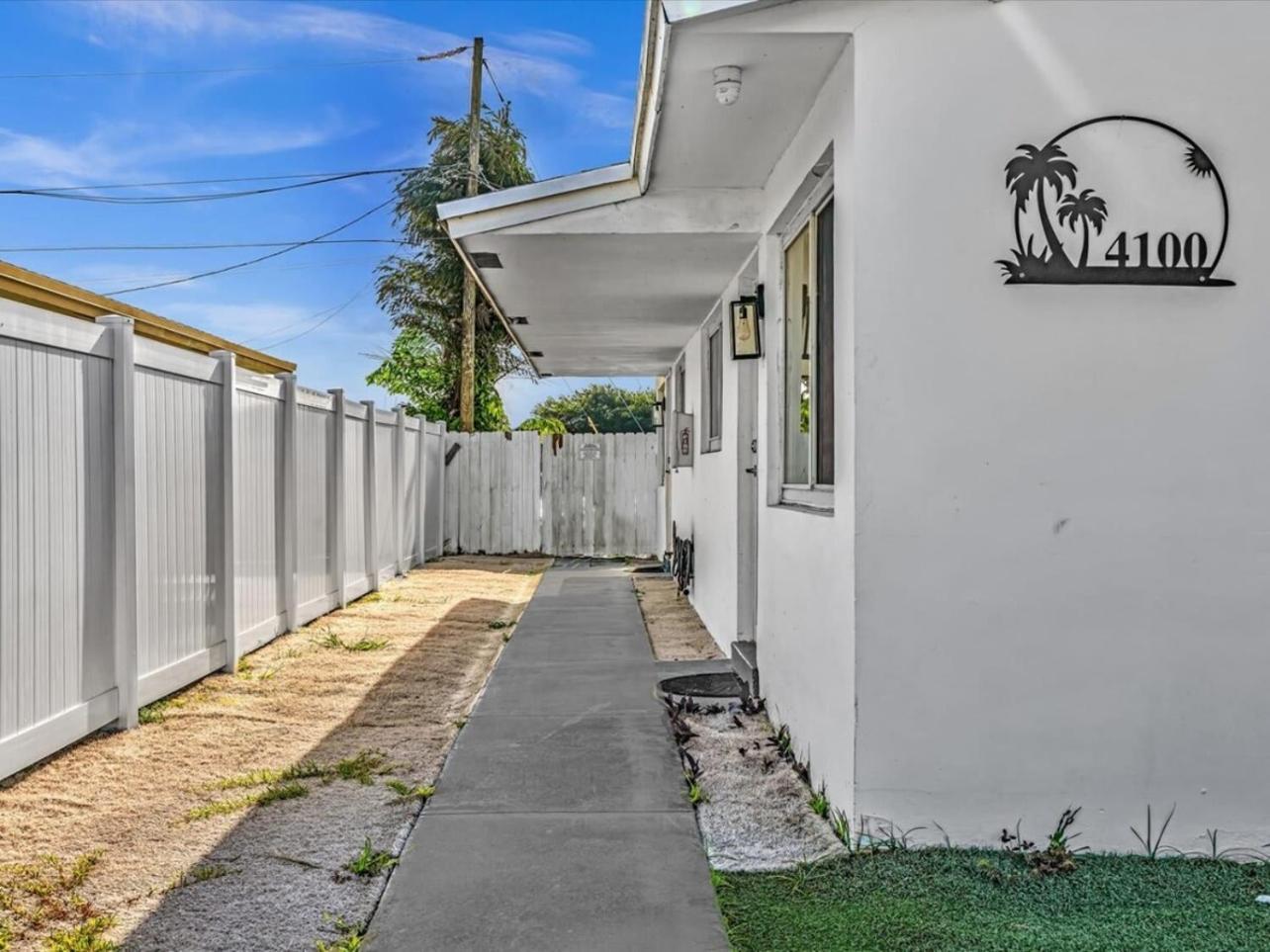 Charming 2br Lakefront In Near *