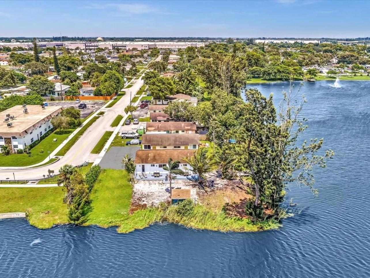 Holiday home Charming 2br Lakefront In Near *